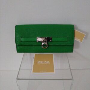 Michal Kors Nouveau Hamilton Palm Green Wallet